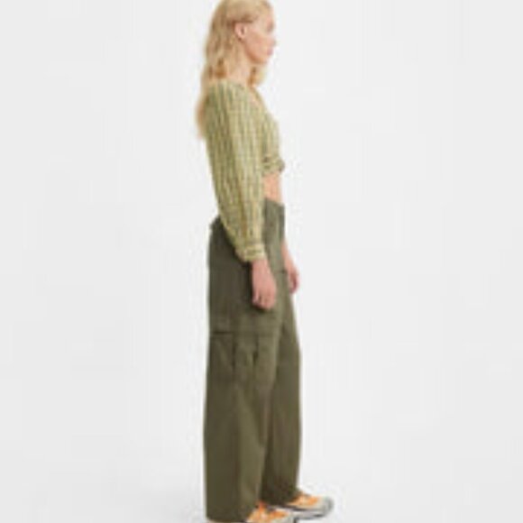 Levi’s Olive Night Baggy Cargo - Picture 2 of 3